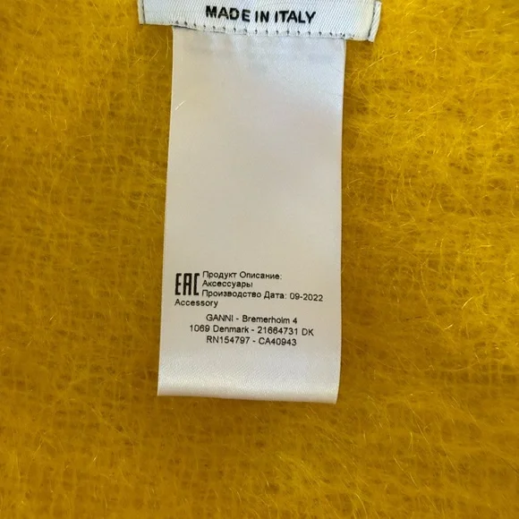 Ganni Mohair Scarf - Picture 4 of 13